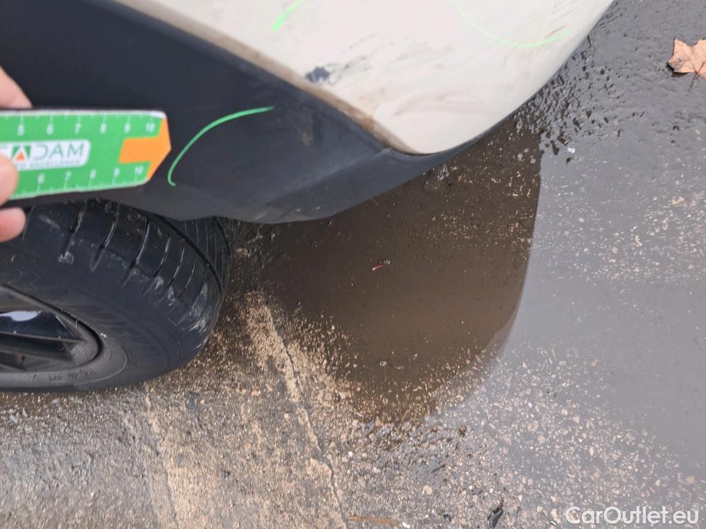  Mini  Cooper MINI MINI / 2014 / 5P / berlina con portón ONE 5 PUERTAS (CX) #42