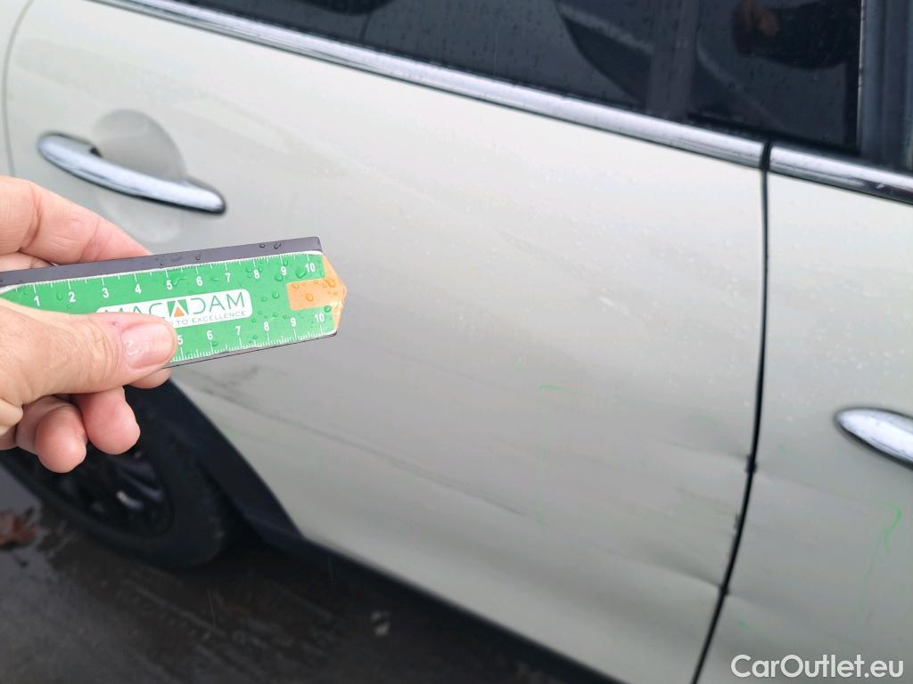  Mini  Cooper MINI MINI / 2014 / 5P / berlina con portón ONE 5 PUERTAS (CX) #9