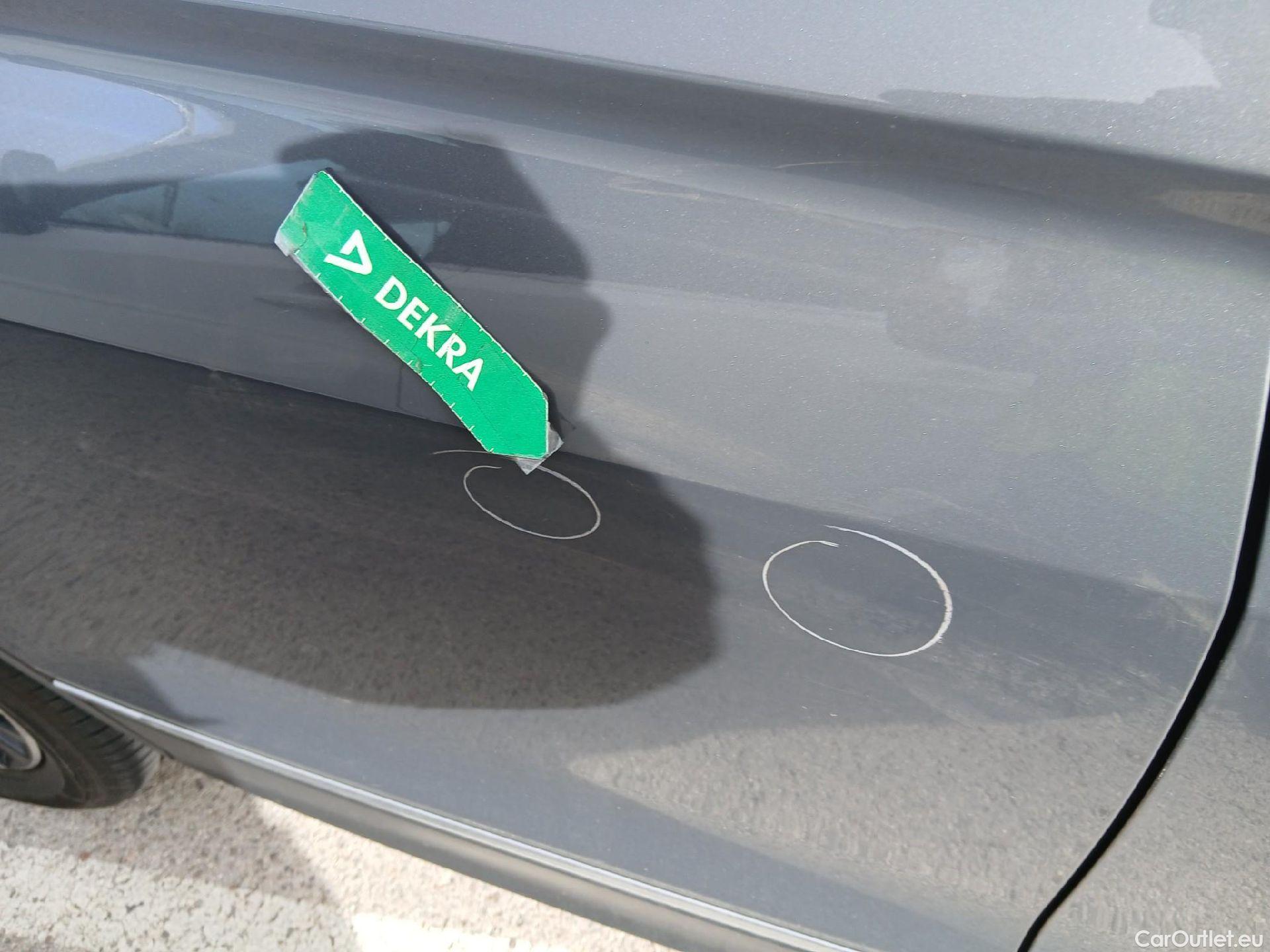  Volkswagen  Tiguan VOLKSWAGEN  / 2020 / 5P / todoterreno Life 1.4 TSI eHybrid 180kW (245CV) DSG #25