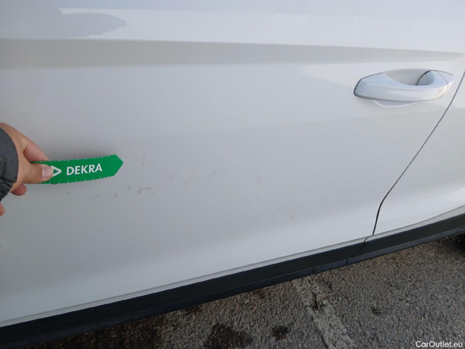  Seat  Arona  Style Special Edition 1.0 TSI 115CV MT6 E6d #5