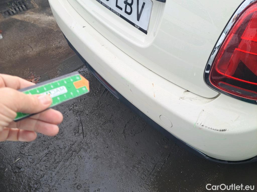  Mini  Cooper MINI MINI / 2014 / 5P / berlina con portón ONE 5 PUERTAS (CX) #26