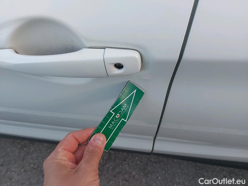  Nissan  Qashqai NISSAN  / 2017 / 5P / todoterreno DIG-T 103 kW (140 CV) E6D ACENTA #2