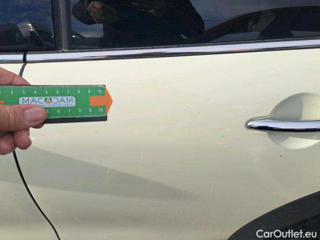  Mini  Cooper MINI MINI / 2014 / 5P / berlina con portón ONE 5 PUERTAS (CX) #47