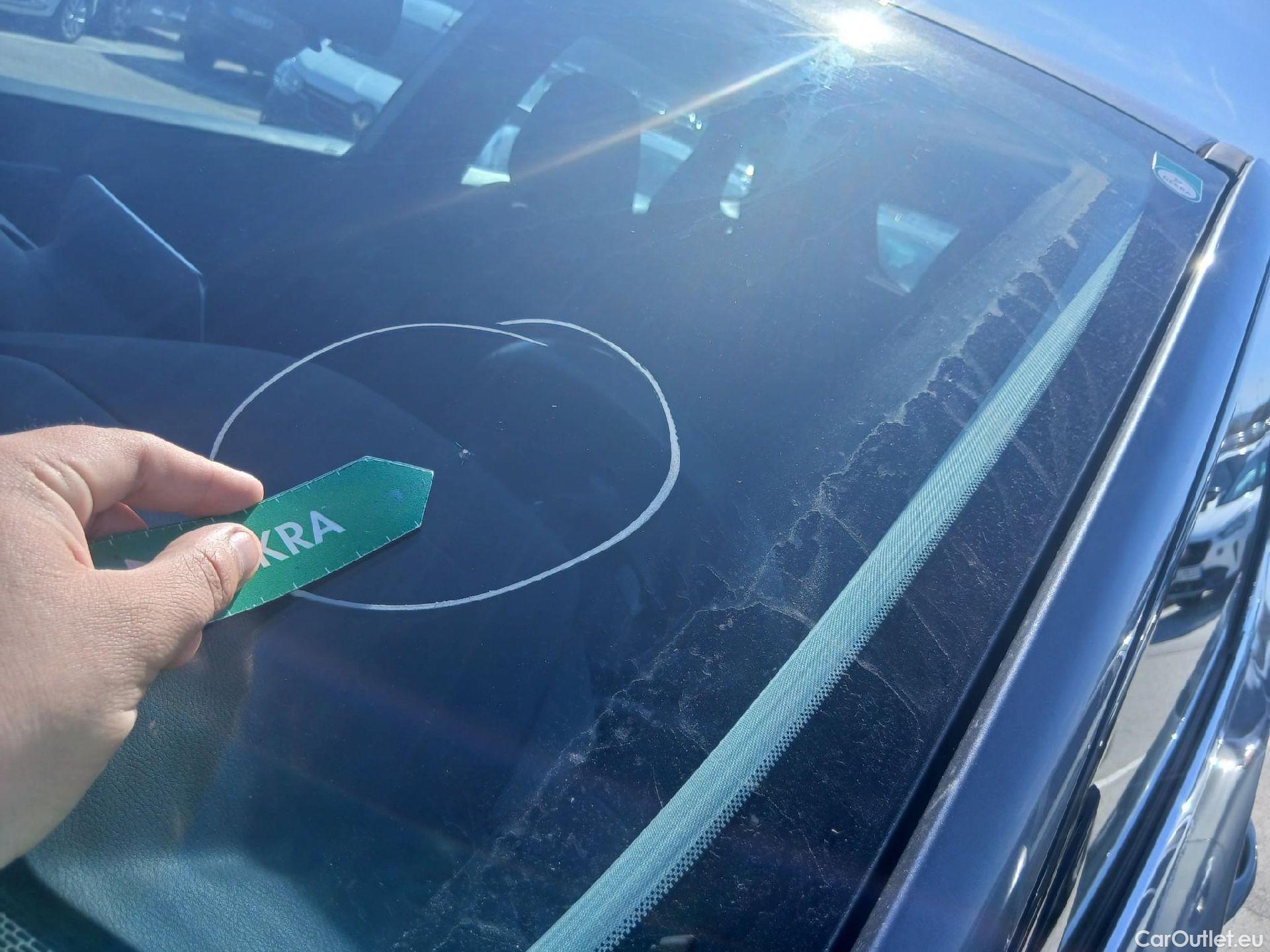  Nissan  Qashqai NISSAN  / 2021 / 5P / todoterreno DIG-T 116kW (158CV) mHEV Xtronic Acenta (AC) #9