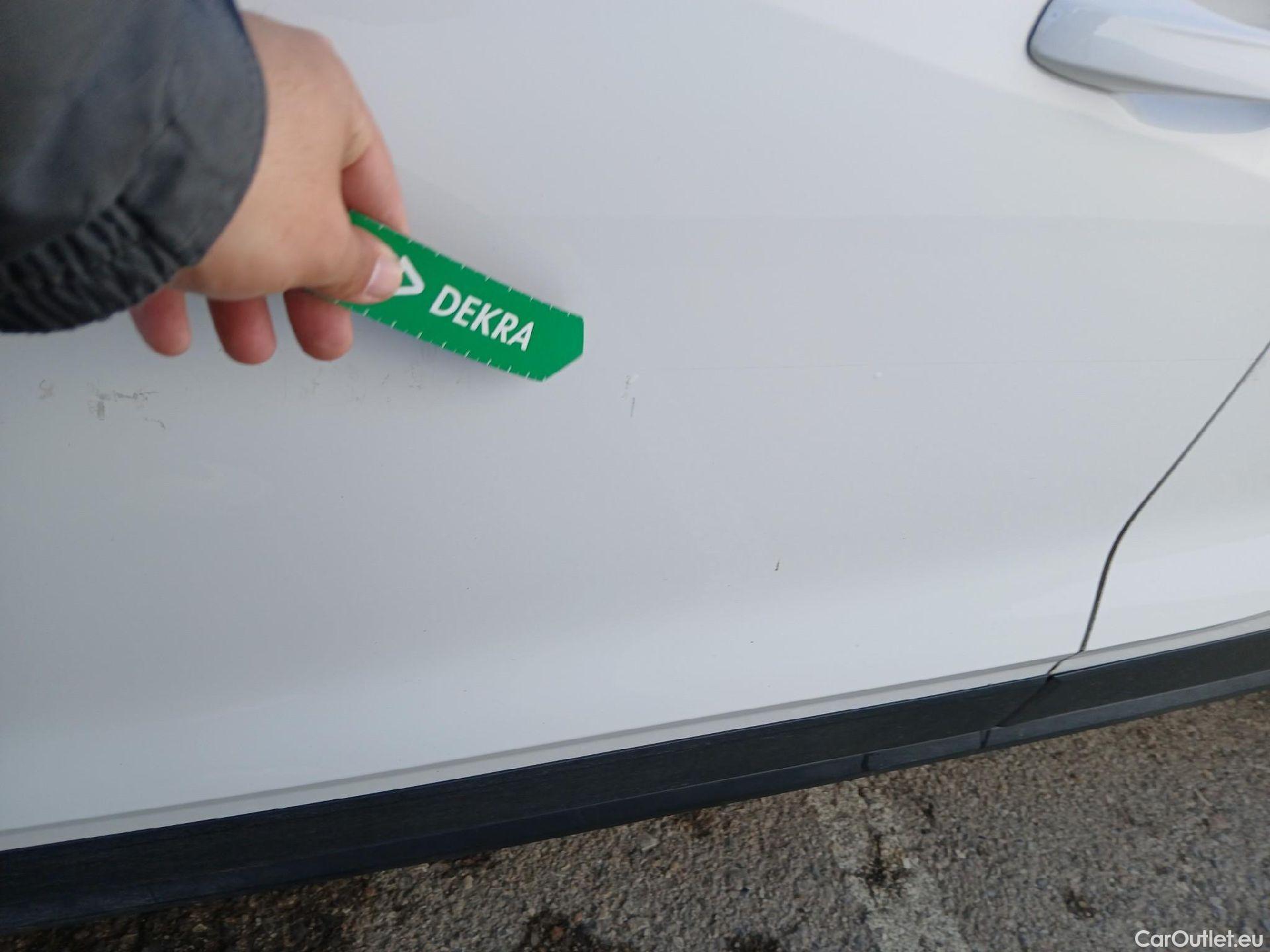  Seat  Arona  Style Special Edition 1.0 TSI 115CV MT6 E6d #4