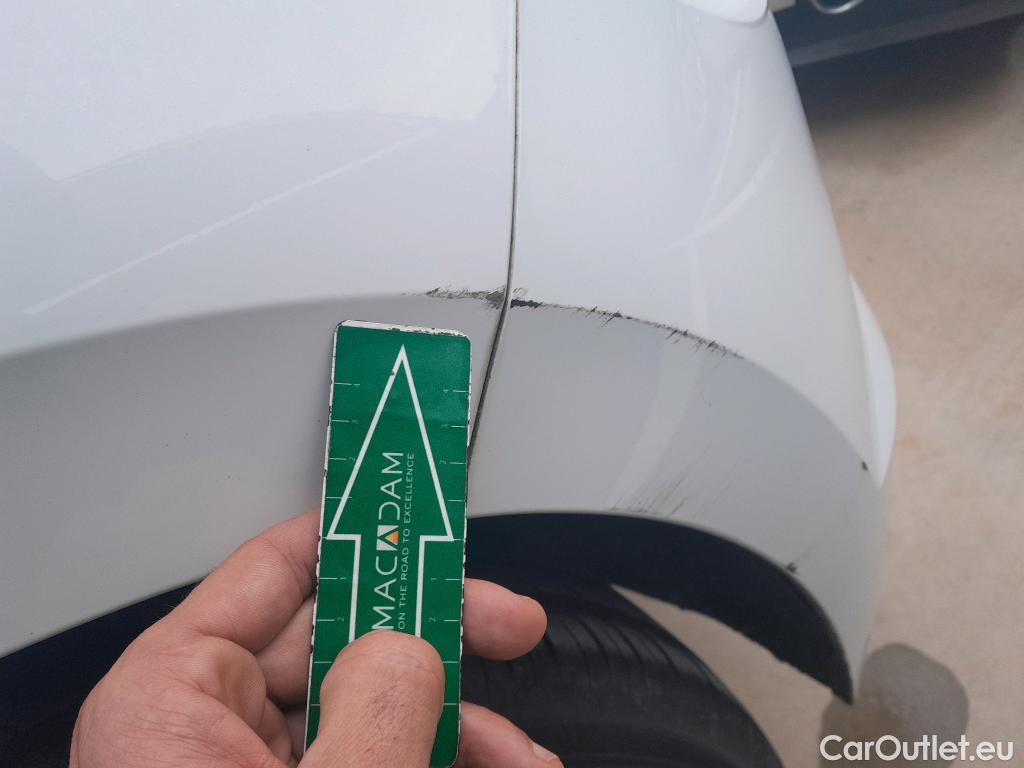  Volkswagen  Polo VOLKSWAGEN  / 2017 / 5P / berlina con portón Advance 1.0 TSI 70kW (95CV) #23