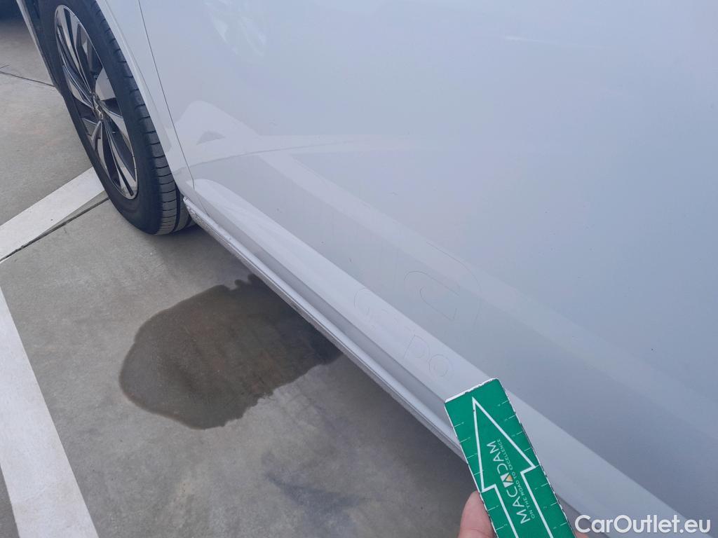  Volkswagen  Polo VOLKSWAGEN  / 2017 / 5P / berlina con portón Advance 1.0 TSI 70kW (95CV) #17