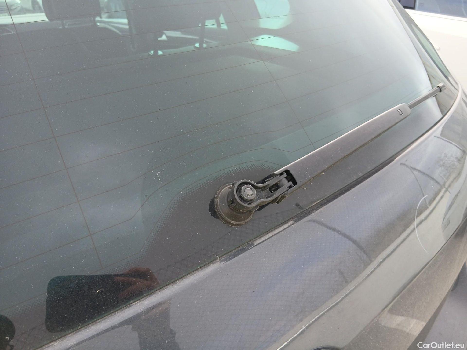  Volkswagen  Tiguan VOLKSWAGEN  / 2020 / 5P / todoterreno Life 1.4 TSI eHybrid 180kW (245CV) DSG #24