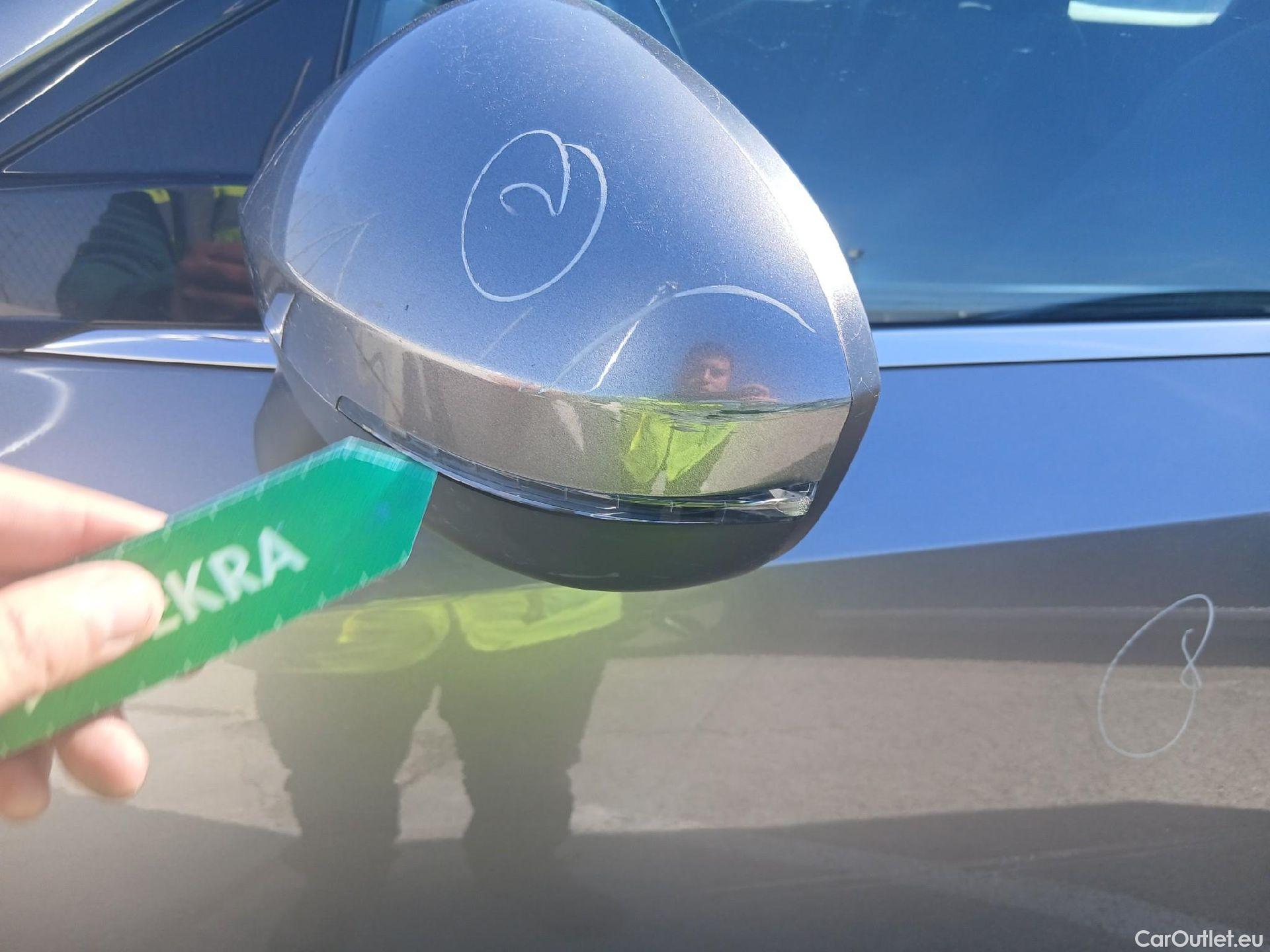  Nissan  Qashqai NISSAN  / 2021 / 5P / todoterreno DIG-T 116kW (158CV) mHEV Xtronic Acenta (AC) #12