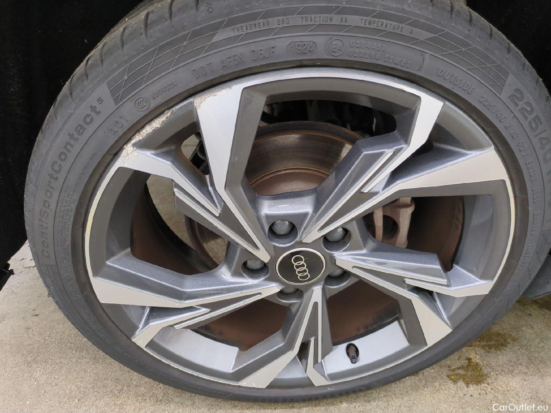  Audi  A3 AUDI  Sportback / 2020 / 5P / Berline 35 TFSI 150 MHEV S Tronic S Line #14