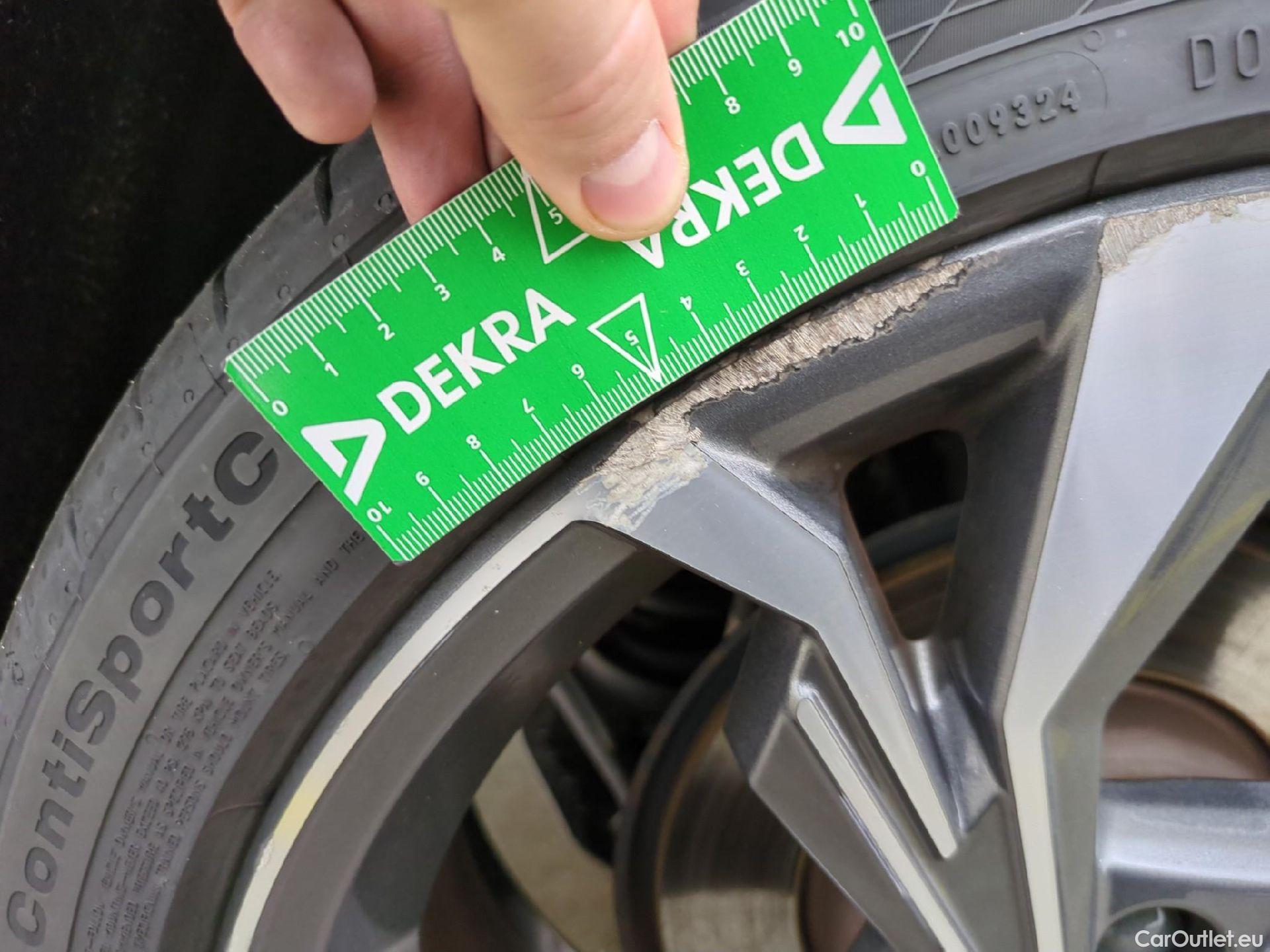  Audi  A3 AUDI  Sportback / 2020 / 5P / Berline 35 TFSI 150 MHEV S Tronic S Line #16