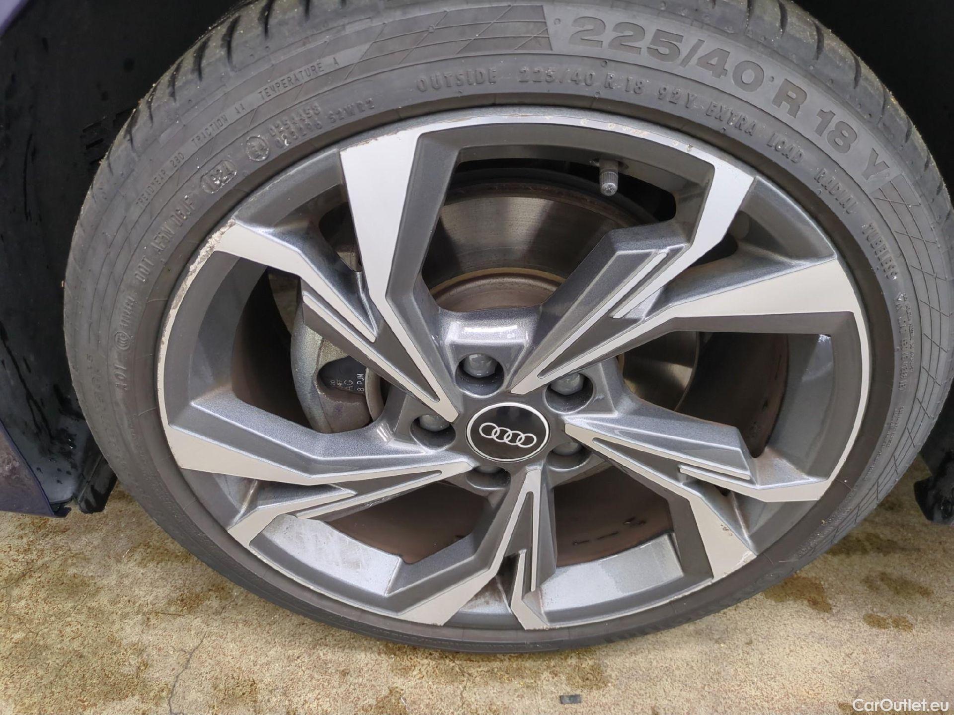  Audi  A3 AUDI  Sportback / 2020 / 5P / Berline 35 TFSI 150 MHEV S Tronic S Line #9