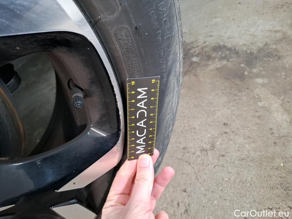  Citroen  C5  Aircross C-Series 1.2 PureTech 130CV BVA8 6E #10