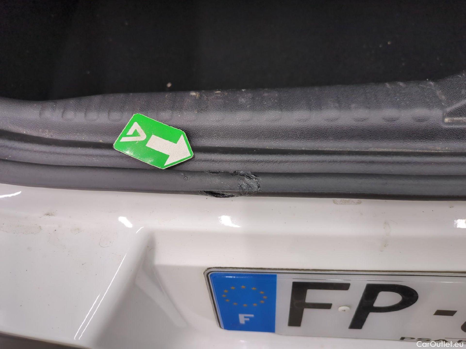  Citroen  C3  Feel Business 1.2 PureTech 80CV BVM5 E6d #1