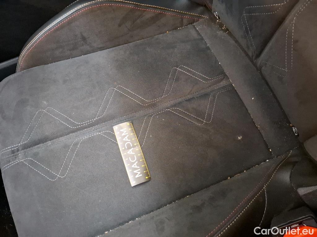  DS  DS7 DS DS 7 Crossback / 2017 / 5P / SUV E-TENSE 225 PERFORMANCE Line #26