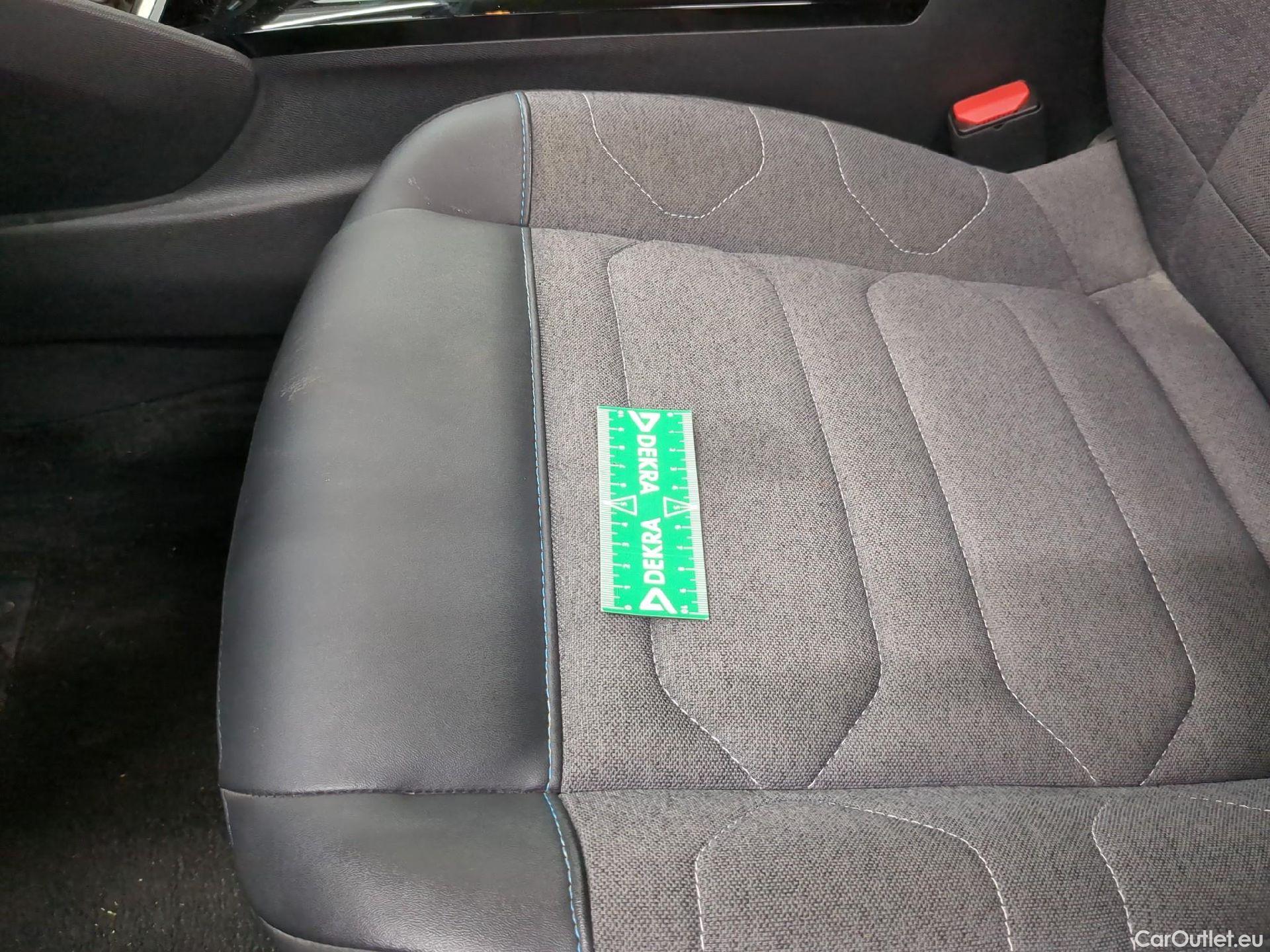  Citroen  C4  X Feel Pack 1.2 PureTech 130CV BVA8 6E #2