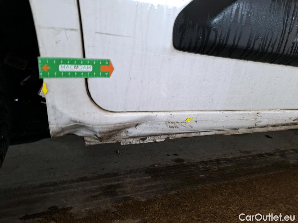  Citroen  Berlingo  Fourgon Club M 650 1.5 BlueHDi 75CV BVM5 E6dT #2