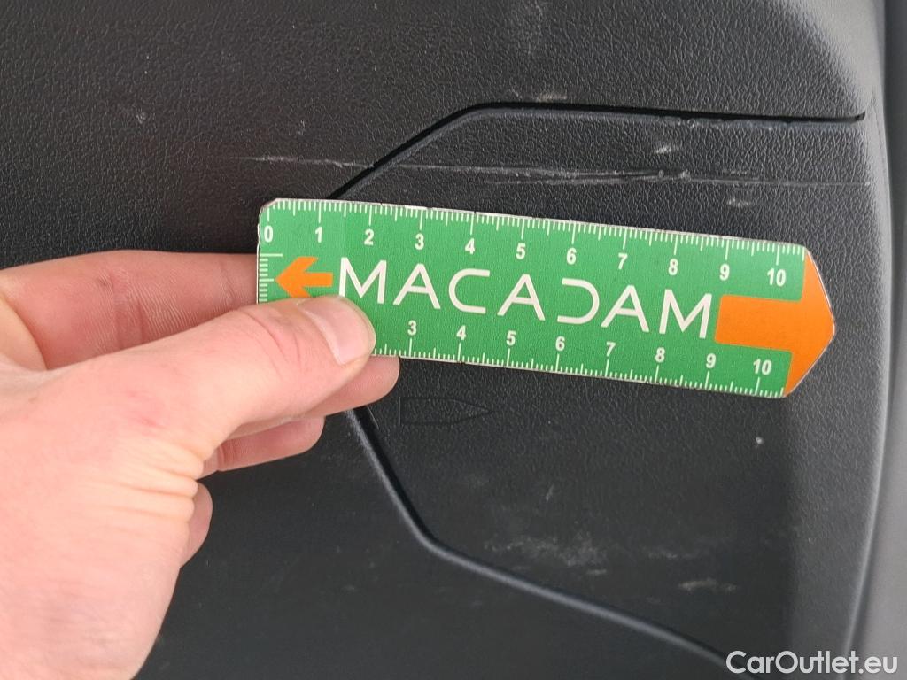  Bmw  Serie 1 BMW Série 1 / 2019 / 5P / Berline 116d DKG7 Business Design #10