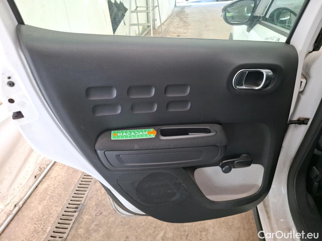  Citroen  C3  Société Feel Nav 1.5 BlueHDI 100CV BVM5 E6dT #1