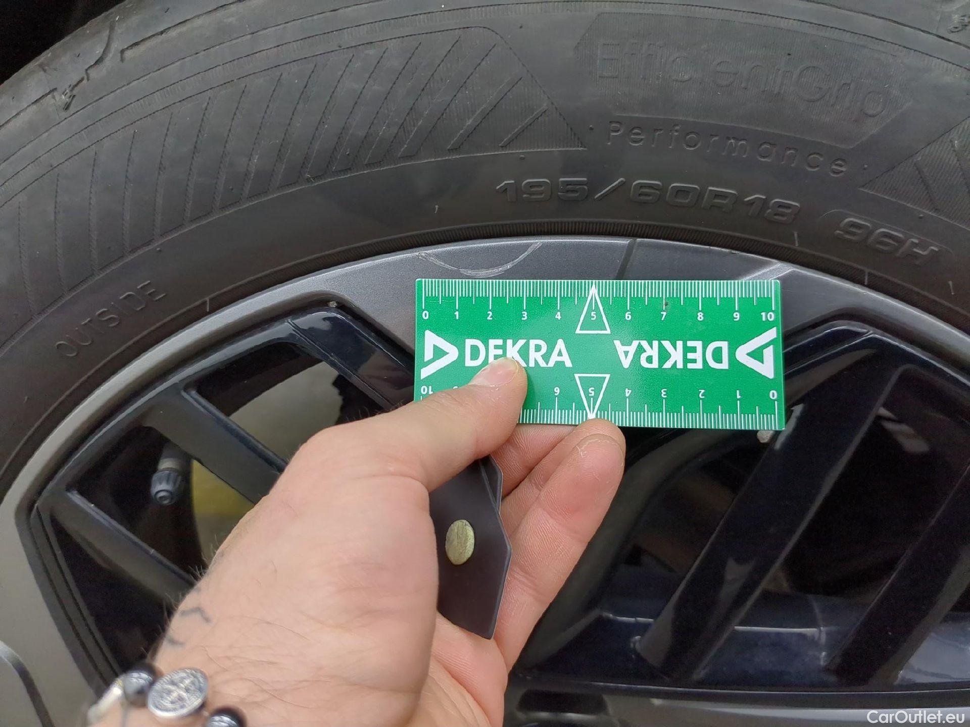  Citroen  C4  X Feel Pack 1.2 PureTech 130CV BVA8 6E #14