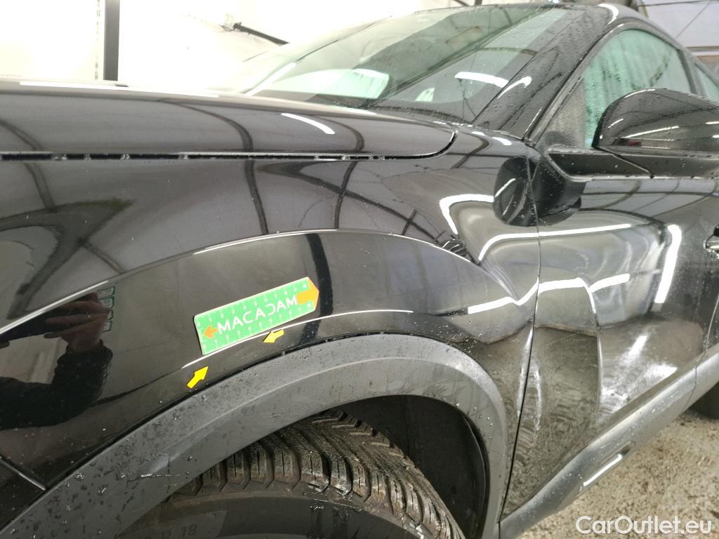  Citroen  C4 CITROEN  X / 2022 / 4P / Berline PureTech 130 S&S EAT8 Feel Pack #3