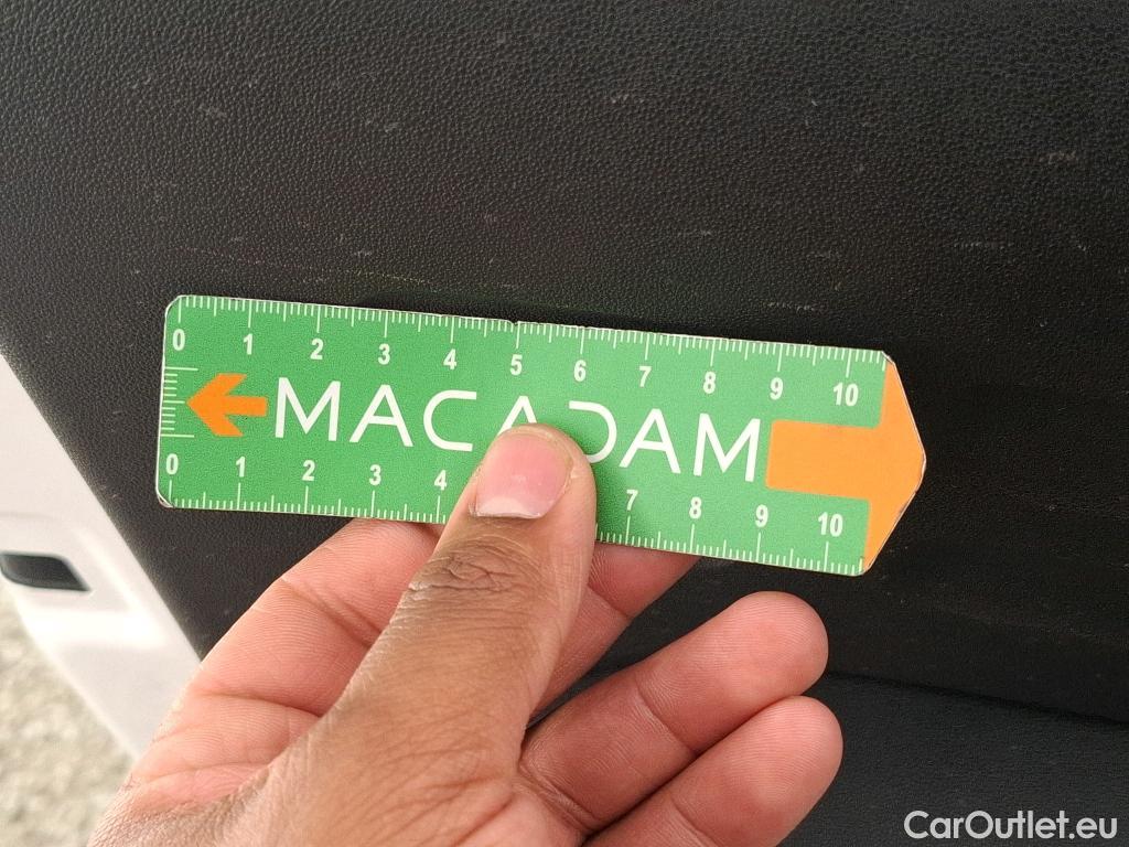  Citroen  C3  Société Feel 1.2 PureTech 80CV BVM5 E6d #19