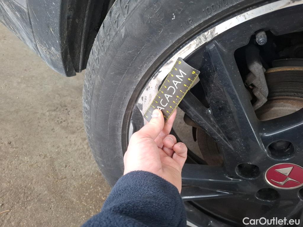  DS  DS7 DS DS 7 Crossback / 2017 / 5P / SUV E-TENSE 225 PERFORMANCE Line #12