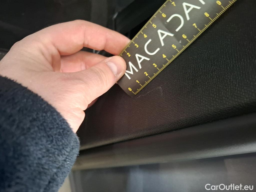  DS  DS7 DS DS 7 Crossback / 2017 / 5P / SUV E-TENSE 225 PERFORMANCE Line #19