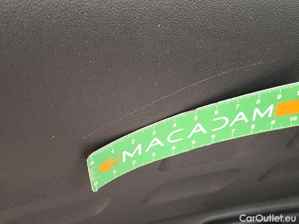  Citroen  C3  Société Feel 1.2 PureTech 80CV BVM5 E6d #21