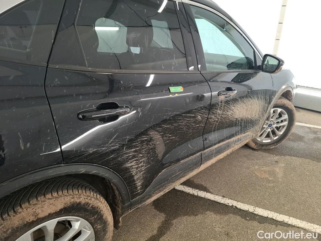  Ford  Kuga FORD  / 2019 / 5P / SUV 2.5 190 hybrid Flexifuel Pshift Titanium #39