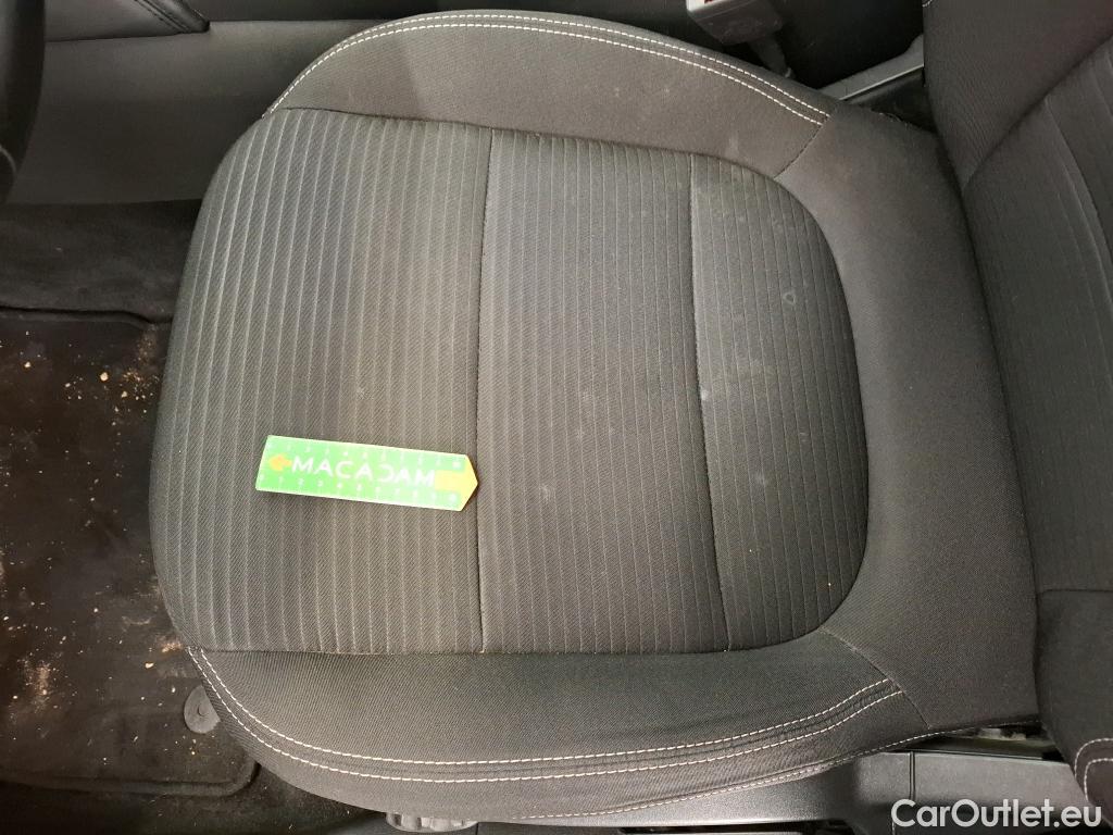  Ford  Kuga FORD  / 2019 / 5P / SUV 2.5 190 hybrid Flexifuel Pshift Titanium #29