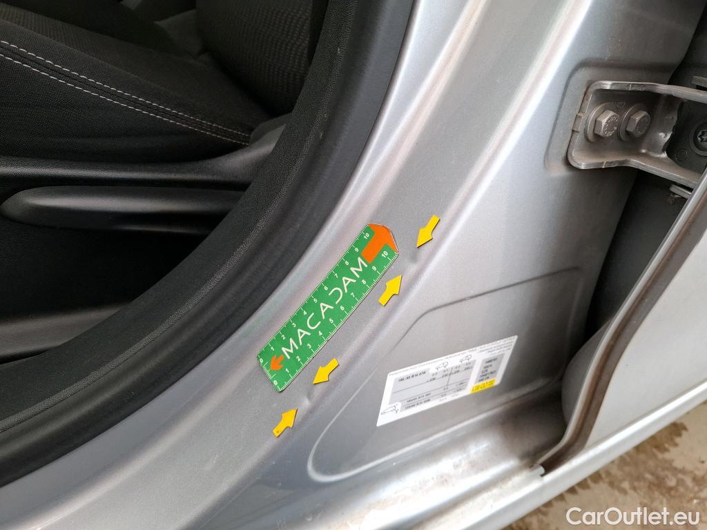  Peugeot  208  Style 1.2 PureTech 80CV BVM5 E6 #13