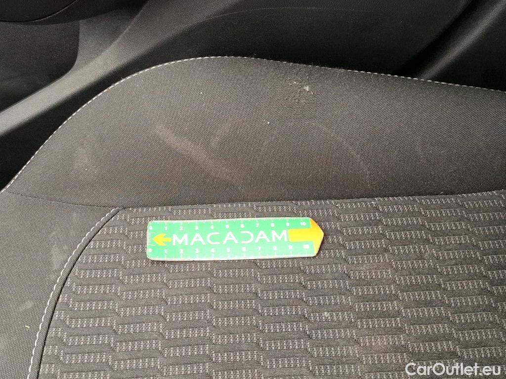  Peugeot  208  Style 1.2 PureTech 80CV BVM5 E6 #17