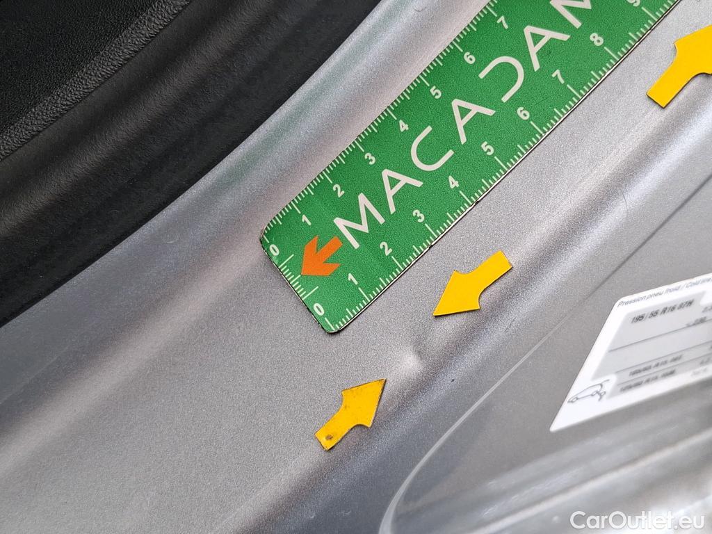  Peugeot  208  Style 1.2 PureTech 80CV BVM5 E6 #14