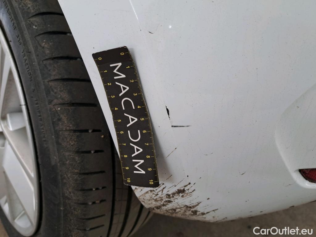  Renault  Clio RENAULT  / 2019 / 5P / Berline Business SCe 65 #6