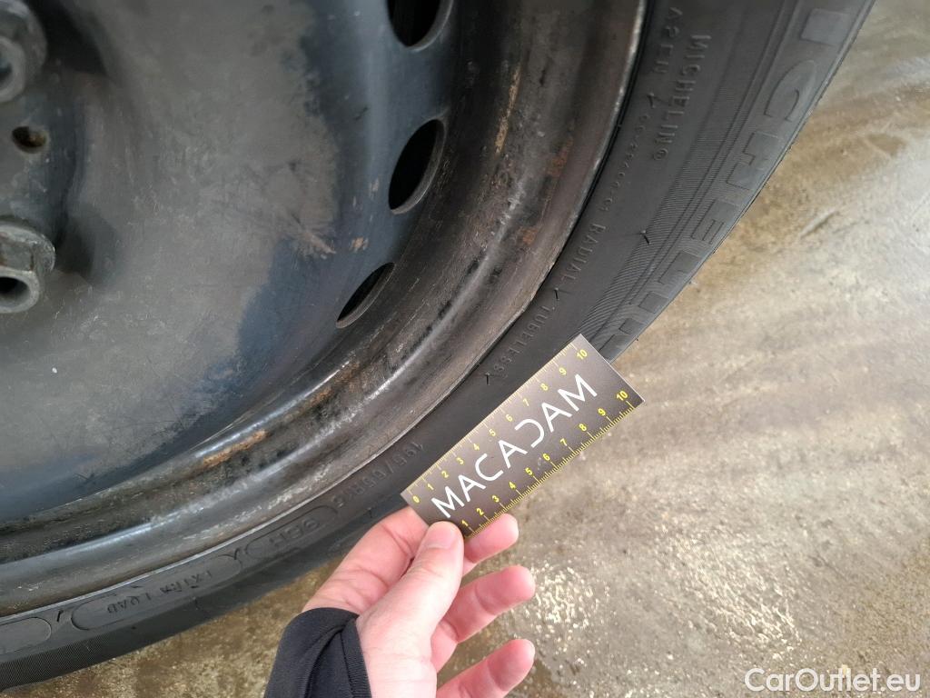  Renault  Kangoo  II Express Maxi Extra (Série Spéciale) 1.5 dCi 95CV BVM6 E6dT #29