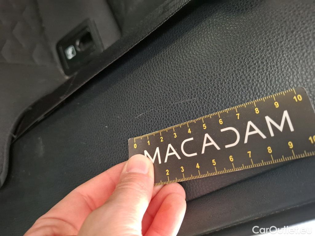  Toyota  Corolla TOYOTA  / 2018 / 5P / Berline Hybride 122h Dynamic Business Stage Acad #40