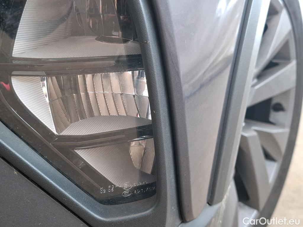  Volkswagen  Taigo  Style 1.0 TSI 110CV BVA7 E6d #37