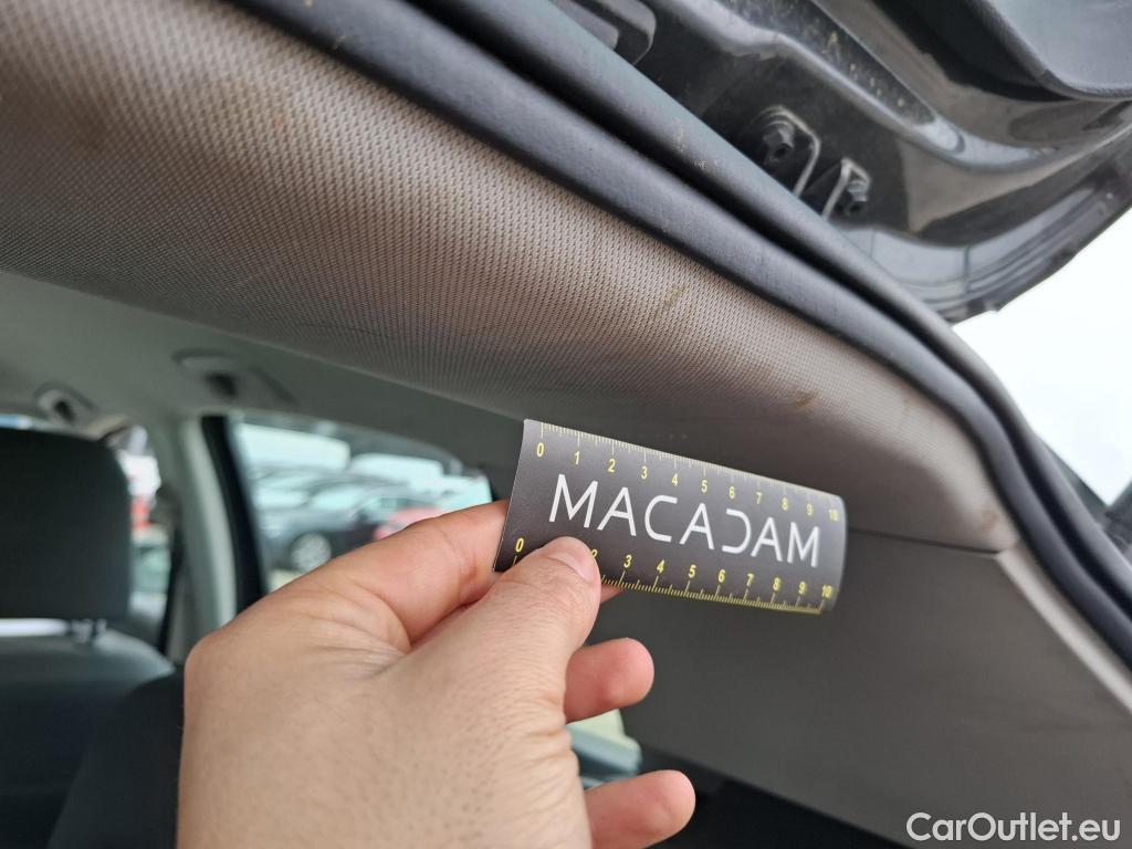  Volkswagen  Golf  VOLKSWAGEN / 2020 / 5P / Berline 2.0 TDI SCR 115 BVM6 Life Busi 1st #30