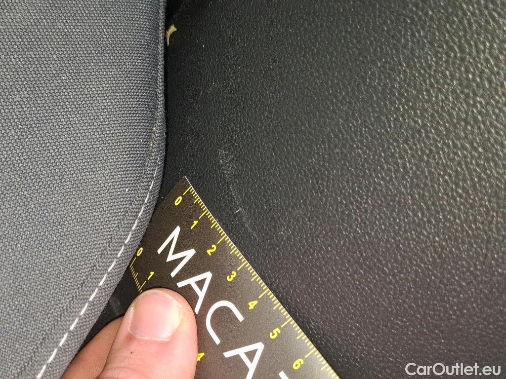  Volkswagen  Golf  VOLKSWAGEN / 2020 / 5P / Berline 2.0 TDI SCR 115 BVM6 Life Busi 1st #12