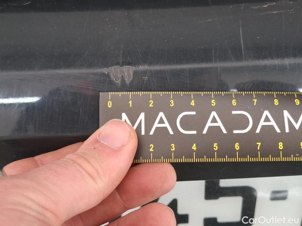  Volkswagen  Golf  VOLKSWAGEN / 2020 / 5P / Berline 2.0 TDI SCR 115 BVM6 Life Busi 1st #4