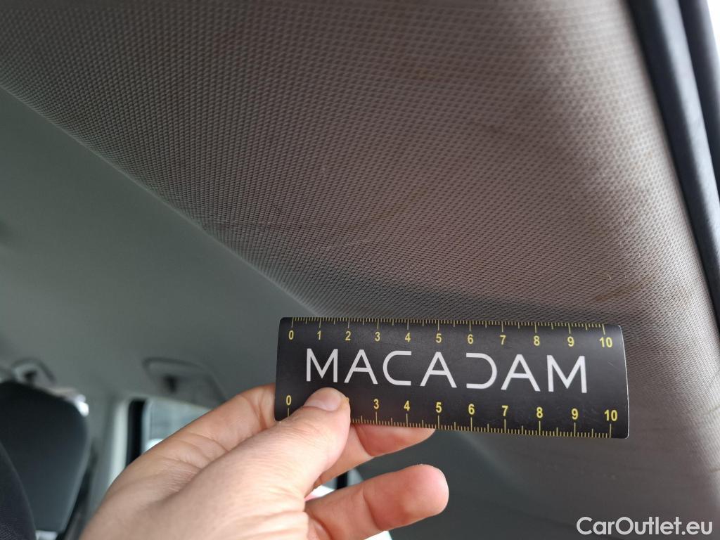  Volkswagen  Golf  VOLKSWAGEN / 2020 / 5P / Berline 2.0 TDI SCR 115 BVM6 Life Busi 1st #18