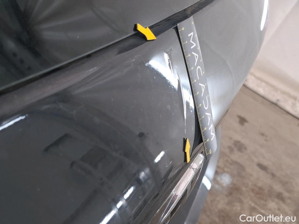  Volkswagen  Golf  VOLKSWAGEN / 2020 / 5P / Berline 2.0 TDI SCR 115 BVM6 Life Busi 1st #2