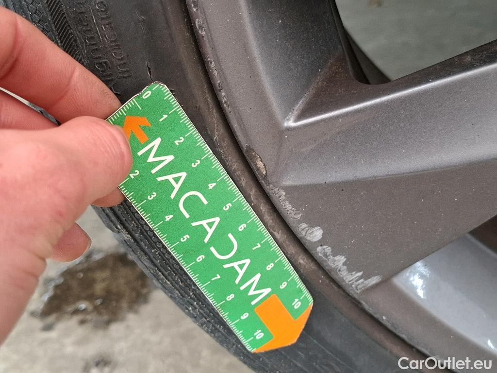  Volkswagen  Taigo  Style 1.0 TSI 110CV BVA7 E6d #10