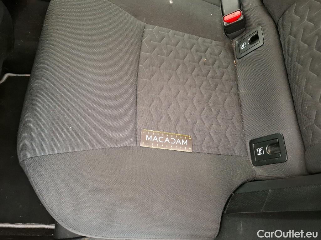  Toyota  Corolla TOYOTA  / 2018 / 5P / Berline Hybride 122h Dynamic Business Stage Acad #45