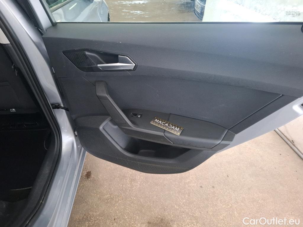  Seat  Leon SEAT  Sportstourer / 2020 / 5P / Break 2.0 TDI 150 DSG S&S Style Business #8