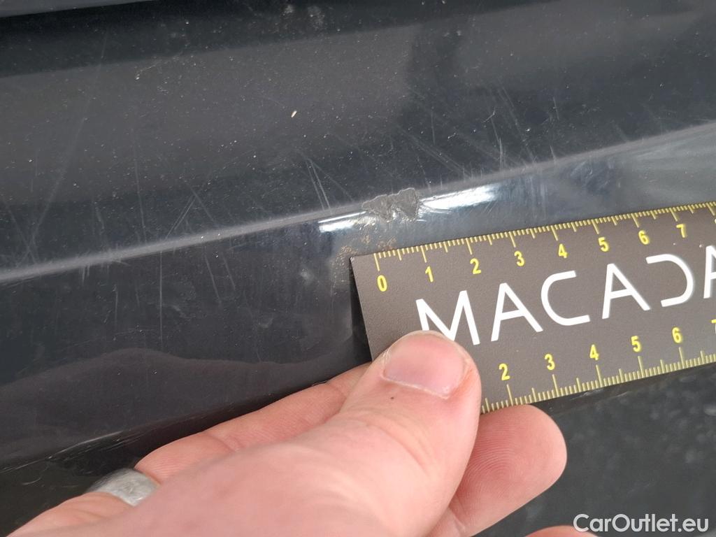  Volkswagen  Golf  VOLKSWAGEN / 2020 / 5P / Berline 2.0 TDI SCR 115 BVM6 Life Busi 1st #5