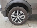 Peugeot  2008 PEUGEOT  / 2019 / 5P / CROSSOVER BLUEHDI 100 ACTIVE S/S #18