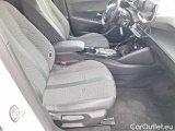 Peugeot  2008 PEUGEOT  / 2019 / 5P / CROSSOVER BLUEHDI 130 EAT8 ALLURE PACK S/S AUT. #14