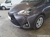  Toyota  Yaris TOYOTA  / 2017 / 5P / BERLINA 1.5 HYBRID BUSINESS #42